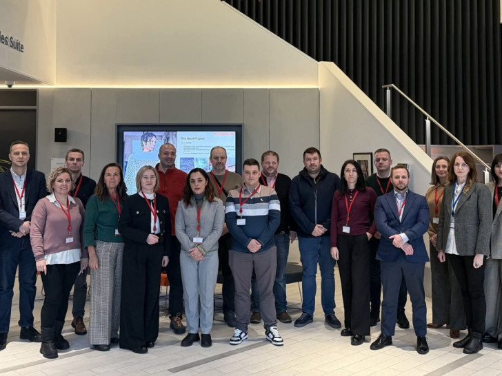 6985e5b53cfc9_predstavnici-bl-u-londonu